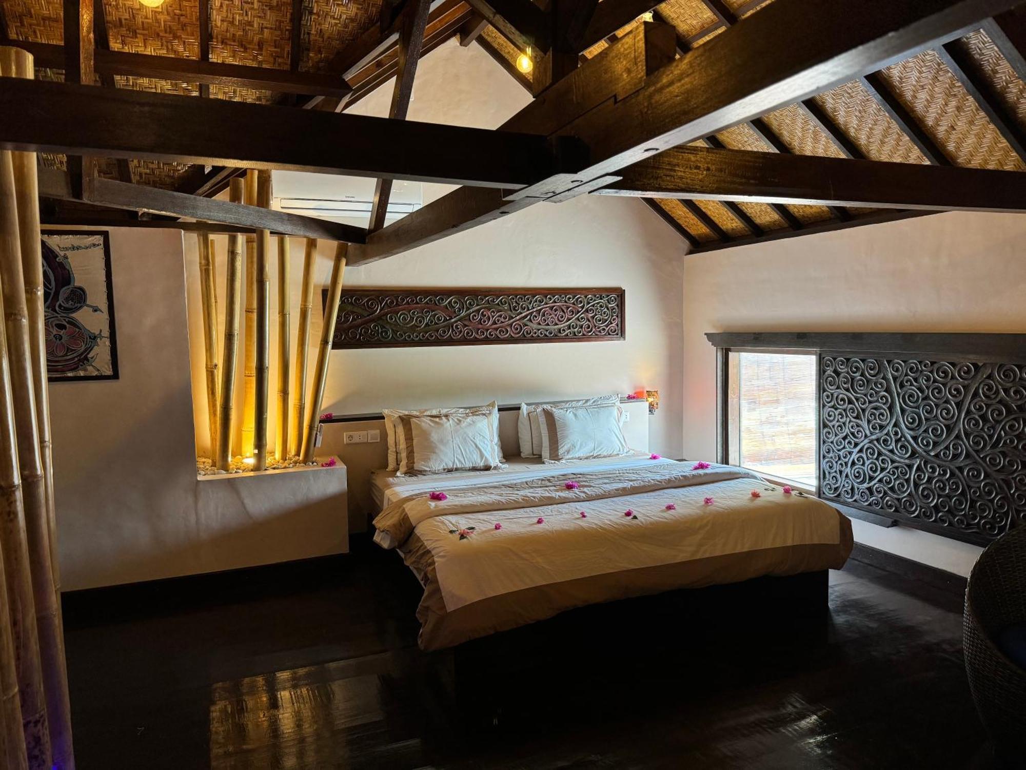 Cantika Villa Gili Trawangan Exterior photo