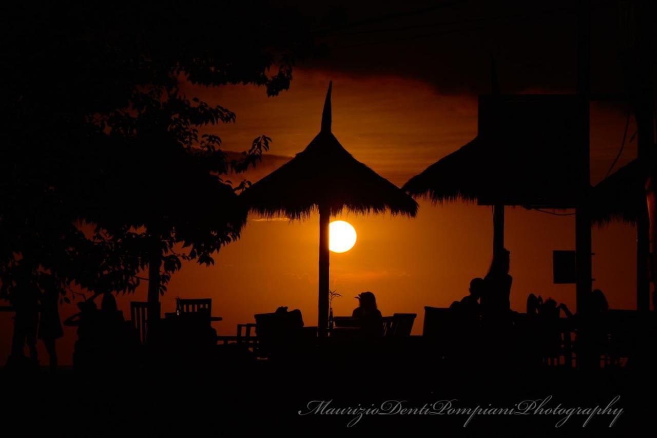 Cantika Villa Gili Trawangan Exterior photo